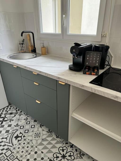 Luxe Studio Chic Aux Buttes-Aux-Cailles A 5Min Du Metro, Parking Prive Disponible Paris Extérieur photo